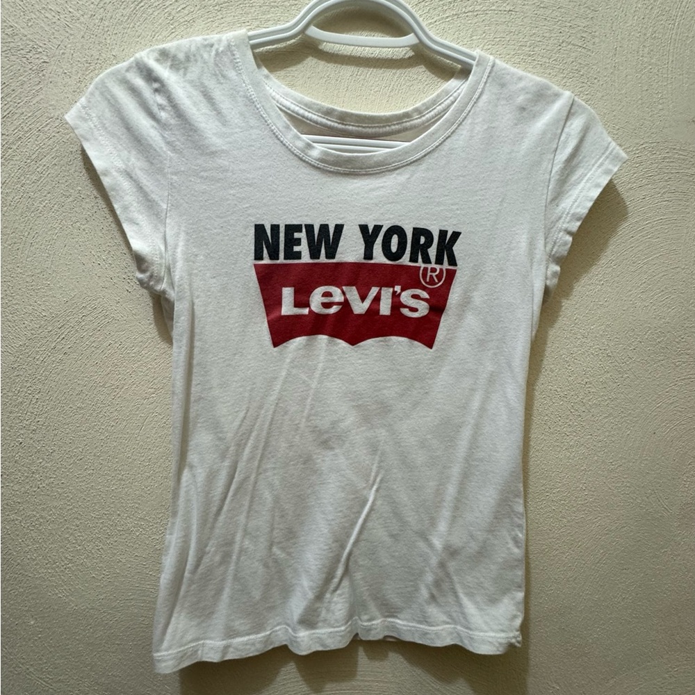 Levi's White Tee with‎ Red and Black New York Graphic Girls L (10-12)